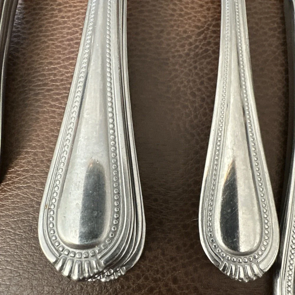 oneida Silverware flatware China 90-184 Dinnerware 29 Pieces